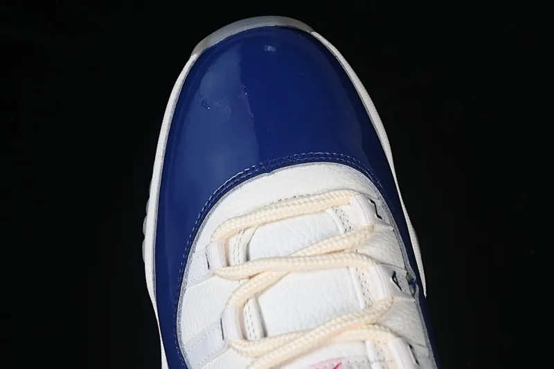 All Categories Air Jordan Jordan Series Basketball Shoes Air Jordan 11 F Version Air Jordan 11 Retro "Rare Air" AJ11 Joe 11 Royal Blue Real Standard Real Carbon High Top Basketball Shoes IH0296-400
